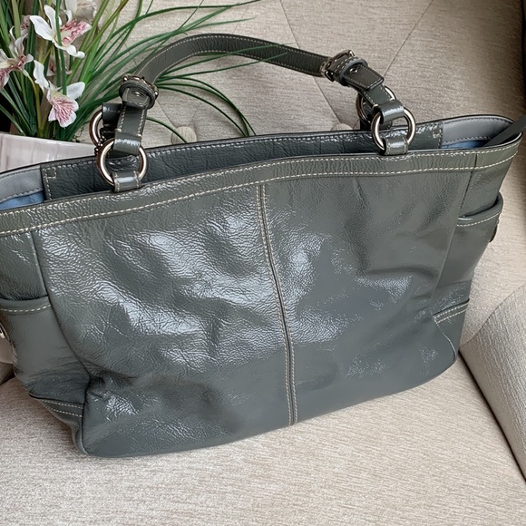 Coach Genuine Leather Handbag in Grey with Dustbag - Picture 2 of 10